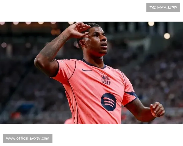 曼联前锋拉什福德世界波当选欧冠联赛阶段球迷票选最佳进球